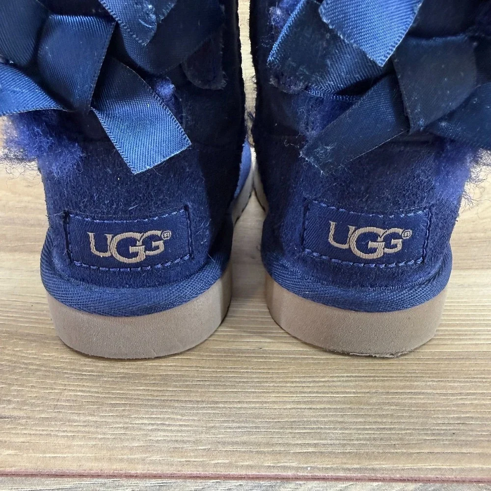 UGG Toddler Girls 6 Navy Blue Bailey Bow Boots Shearling‎ Fur Lined